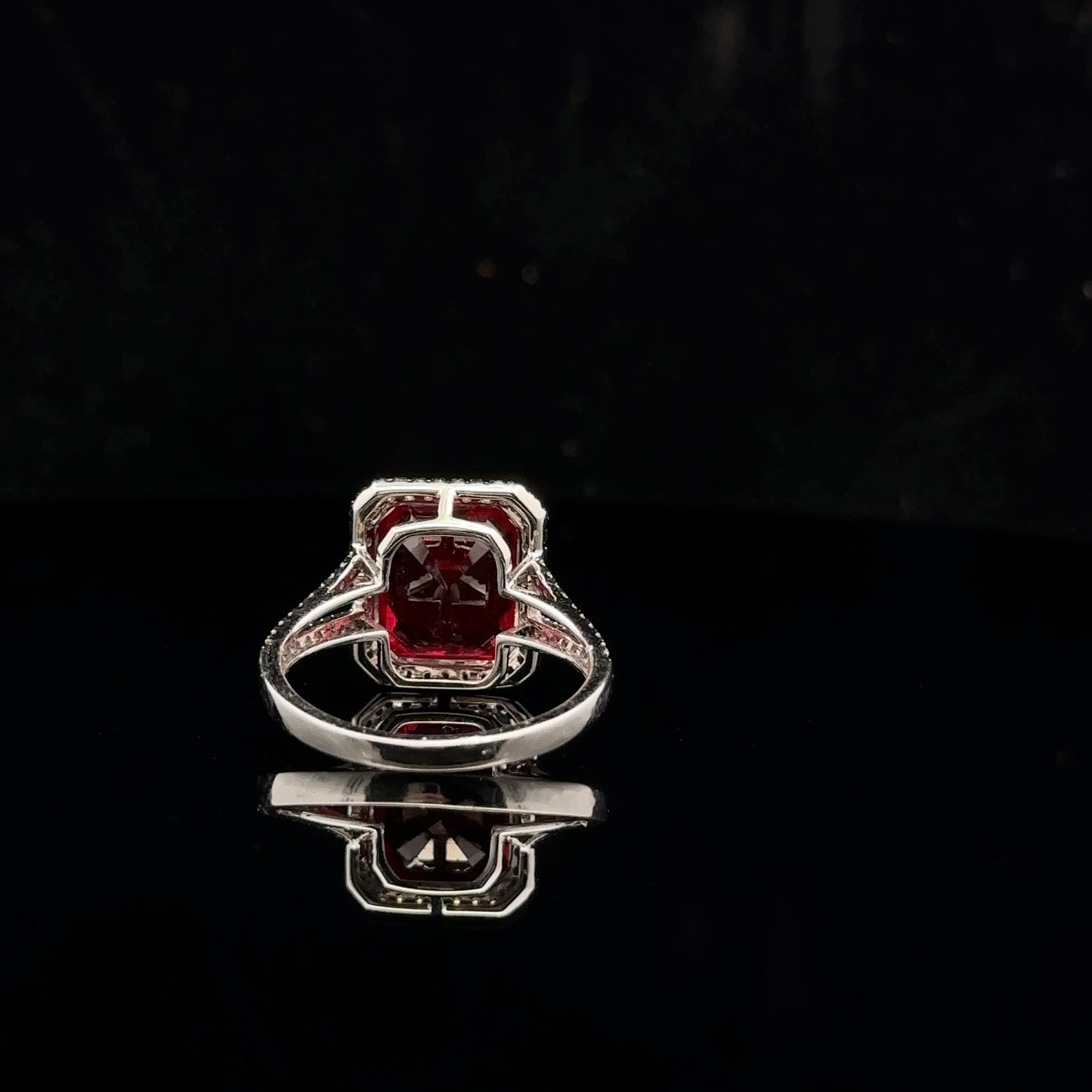 Radiant Ruby 8 - 14k white gold - 13001