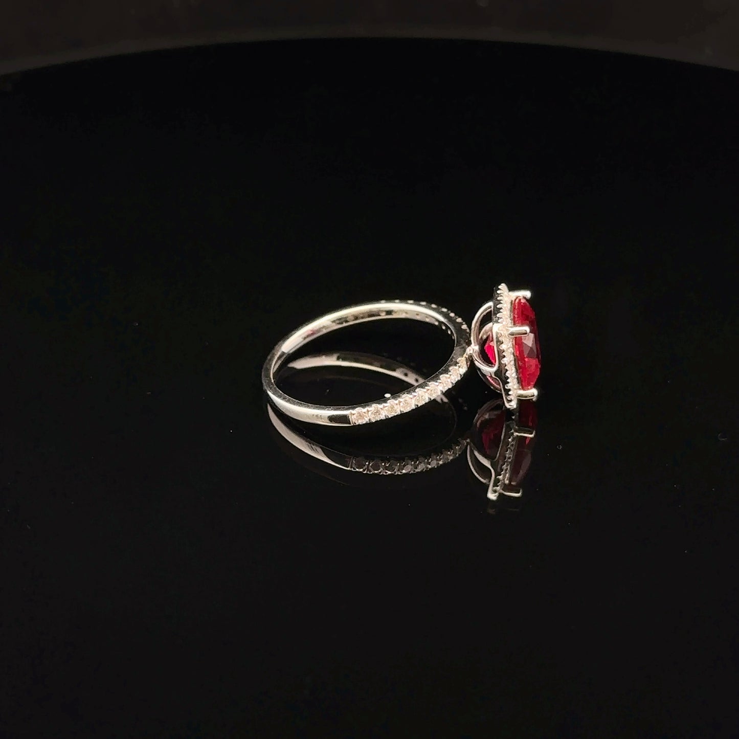 Ruby Cushion 3 - 14k white gold - 13061