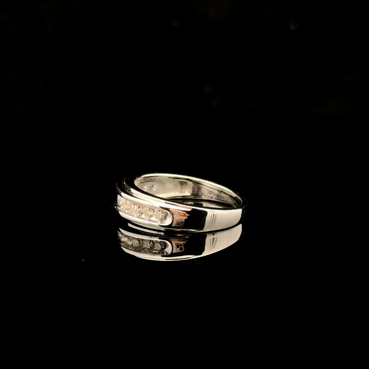 Channel Band 0.50ctw. F/SI2 - 10KW - Natural Diamond