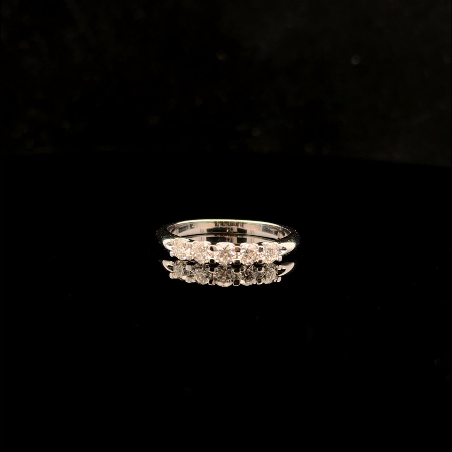 5 Stone band 0.50ctw. F/SI1 - 10KW - Natural Diamond