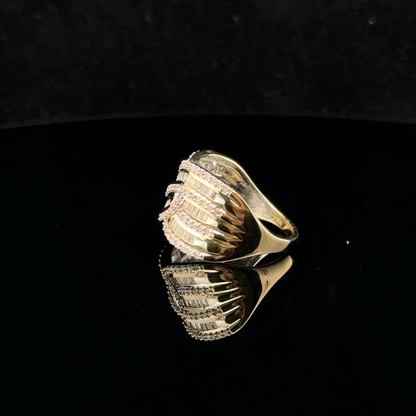 Interlock 0.50ctw. G/SI2. - 10KY - Natural Diamond