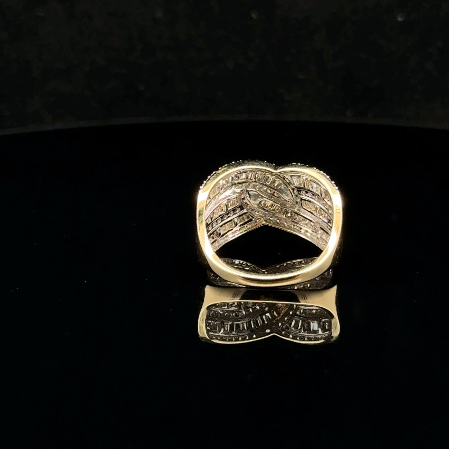 Interlock 0.50ctw. G/SI2. - 10KY - Natural Diamond