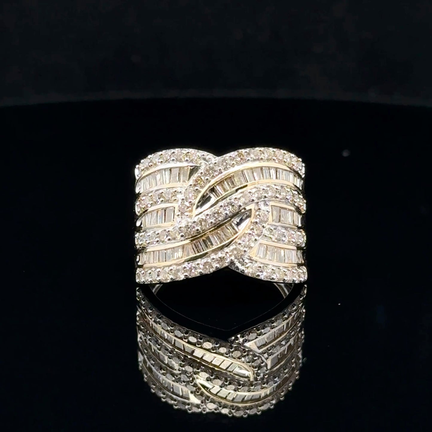 Woven 2ctw. G/SI2 - 10KY - Natural Diamond