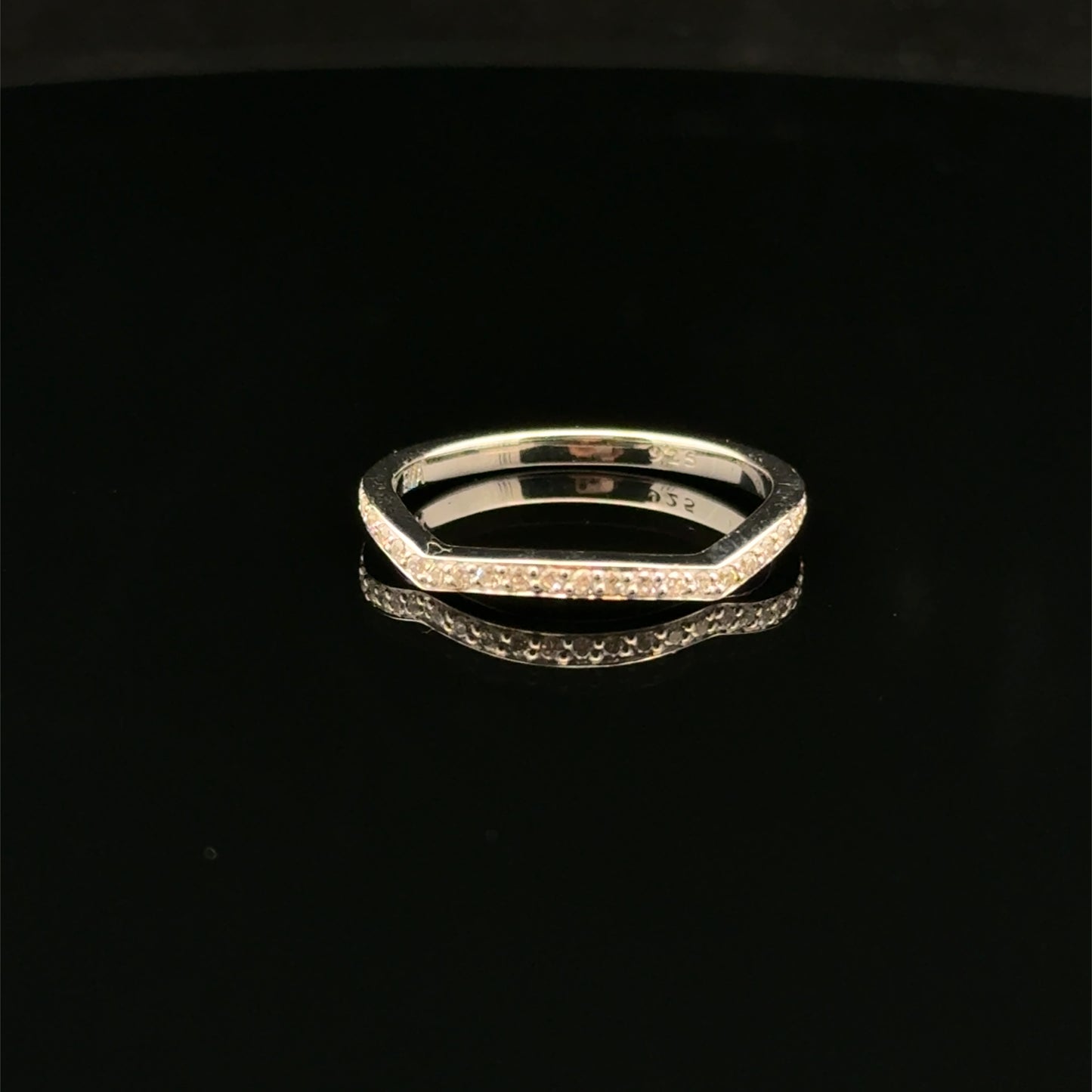 Curved band 0.20ctw. G/SI2 - 925S - Natural Diamond