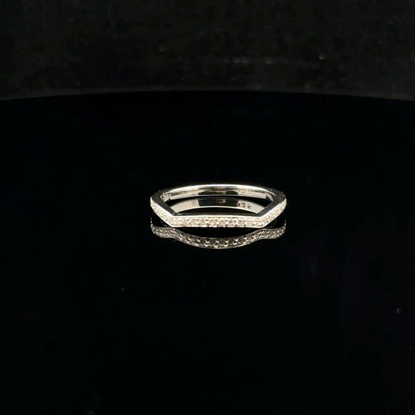 Curved band 0.20ctw. G/SI2 - 925S - Natural Diamond