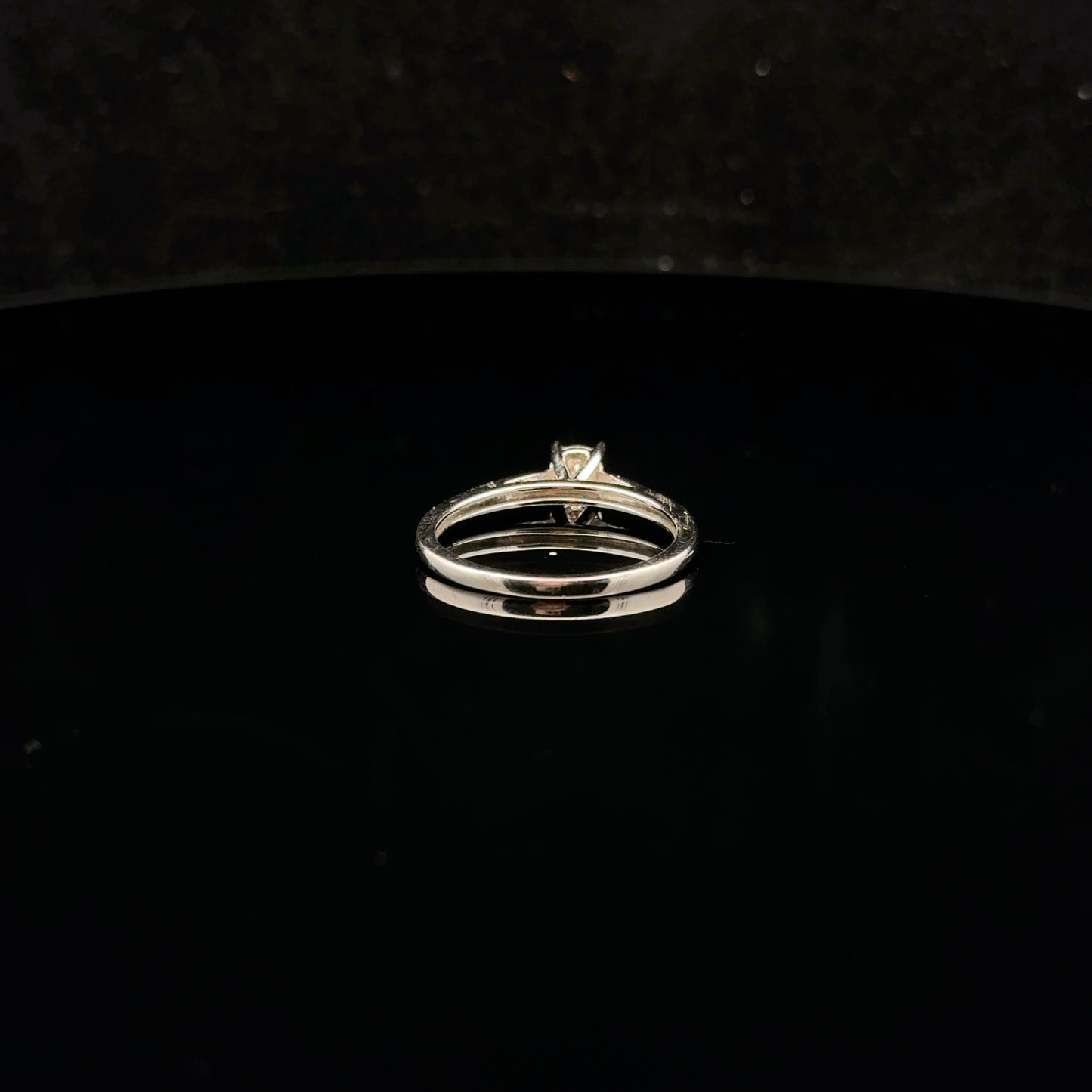 Miracle Solitaire 0.10ctw. G/I1. - 10KW - Natural Diamond
