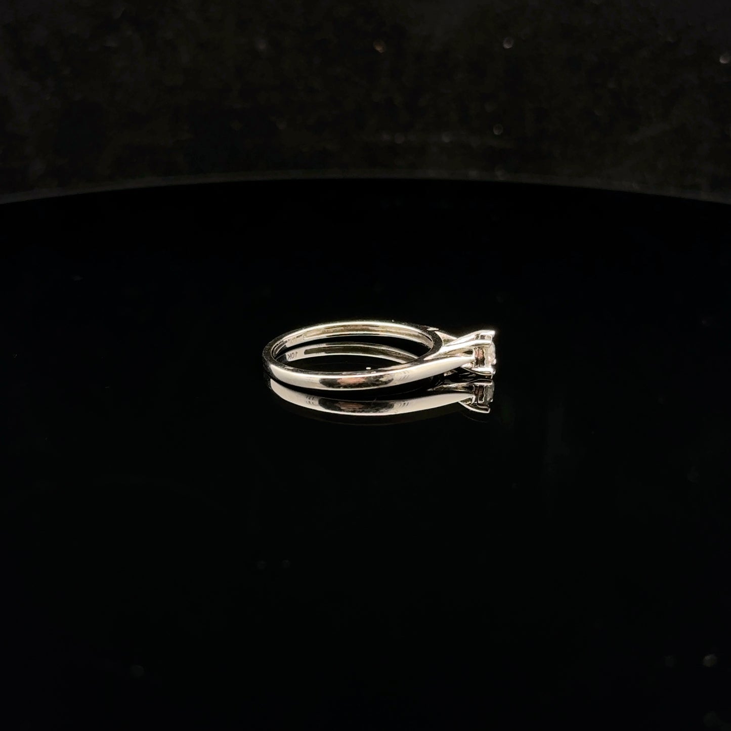 Miracle Solitaire 0.10ctw. G/I1. - 10KW - Natural Diamond