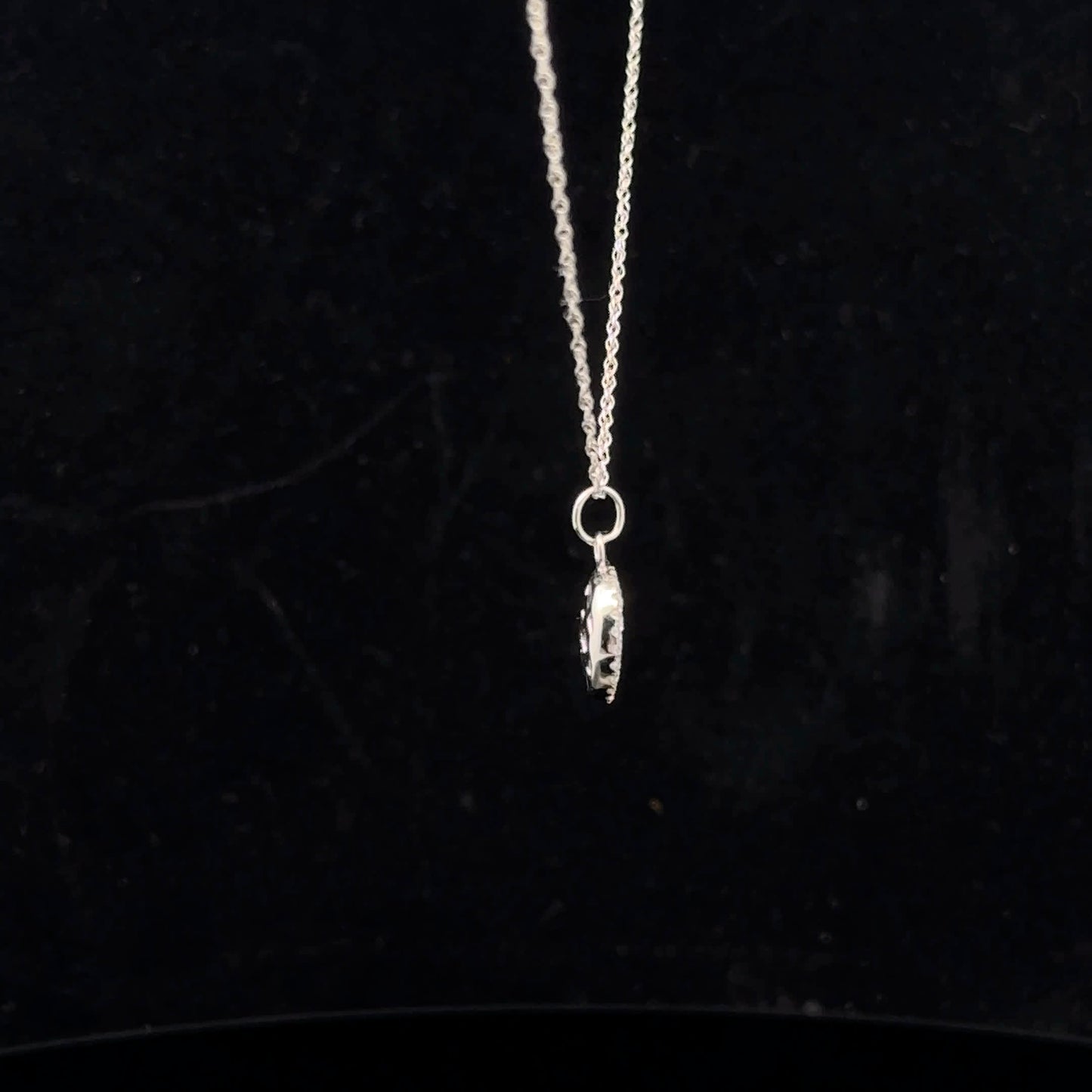 Halo Necklace 0.50ctw G/SI1 - 14KW - Natural Diamond - 52030
