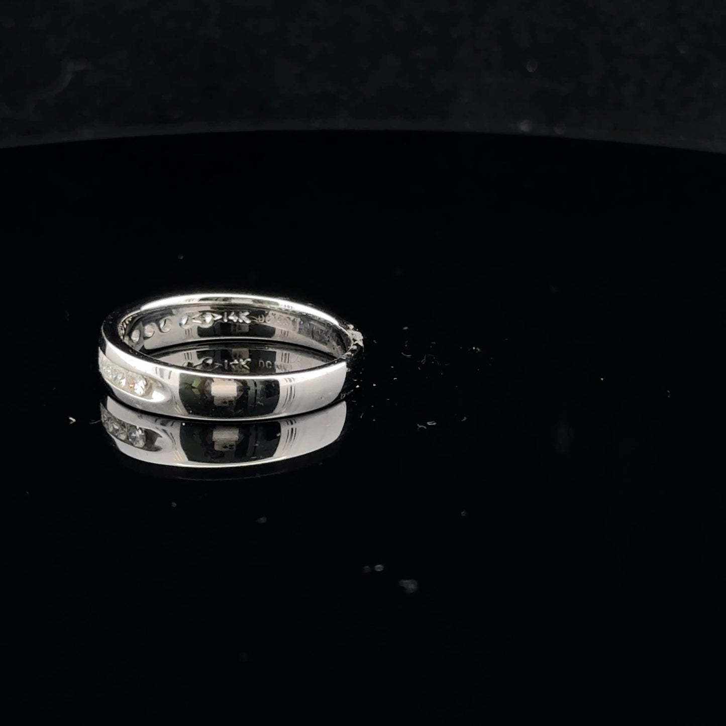 0.60ctw G/SI2 #10.25 #10 Channel Men's - 14KW - Natural Diamond - 53023