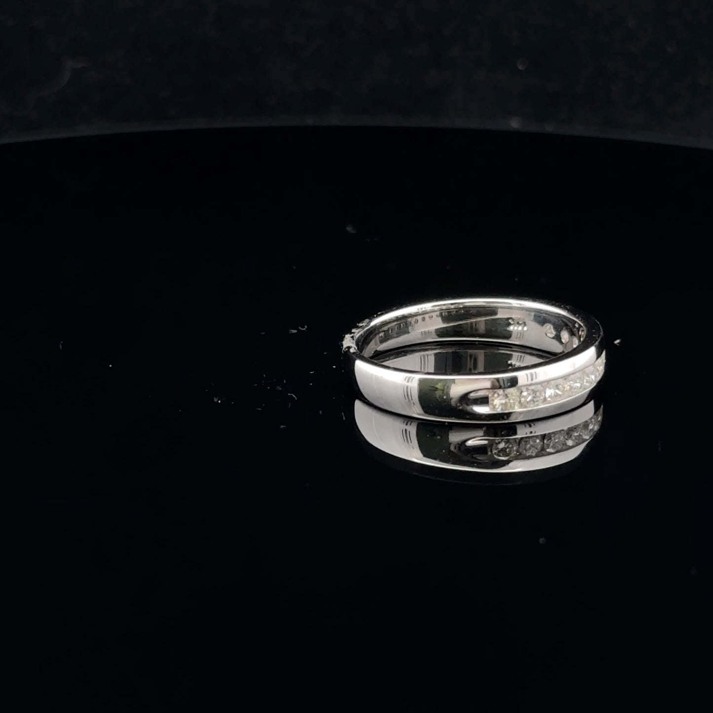 0.60ctw G/SI2 #10.25 #10 Channel Men's - 14KW - Natural Diamond - 53023