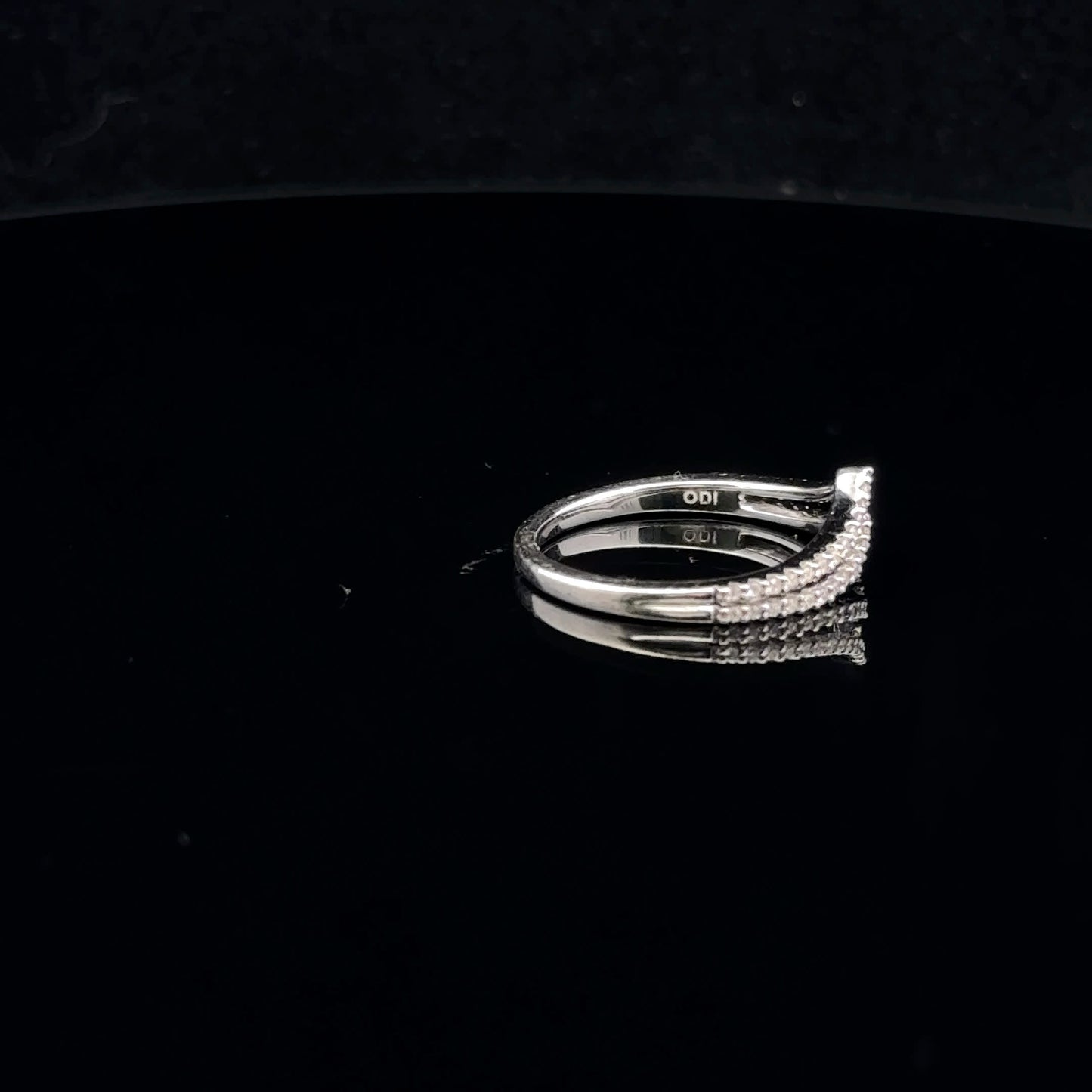 0.15ctw G/I1 #6.6 Double V Band - 10KW - Natural Diamond - 53039