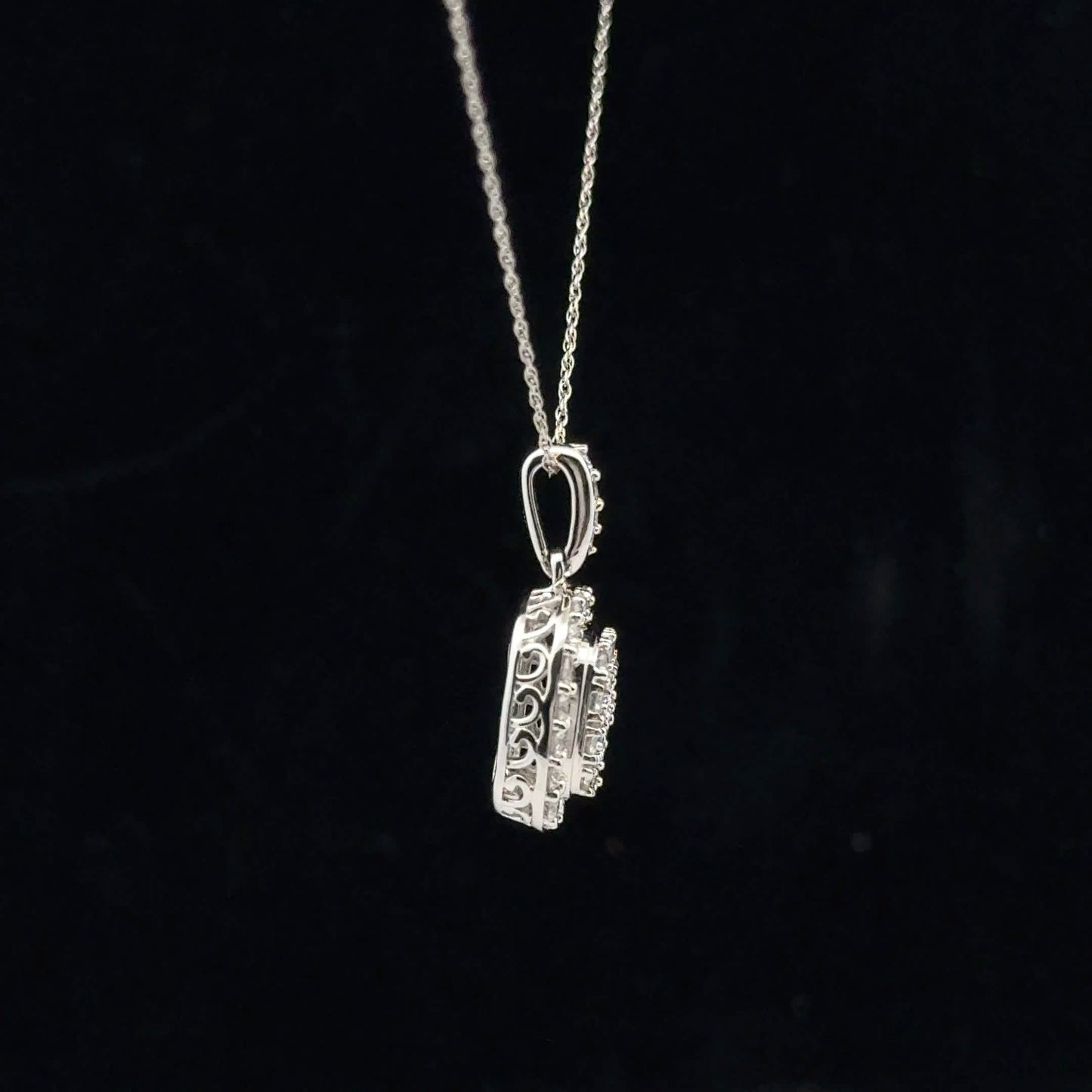 1ctw G/SI1 Squere Halo - 14KW - Natural Diamond - 53135