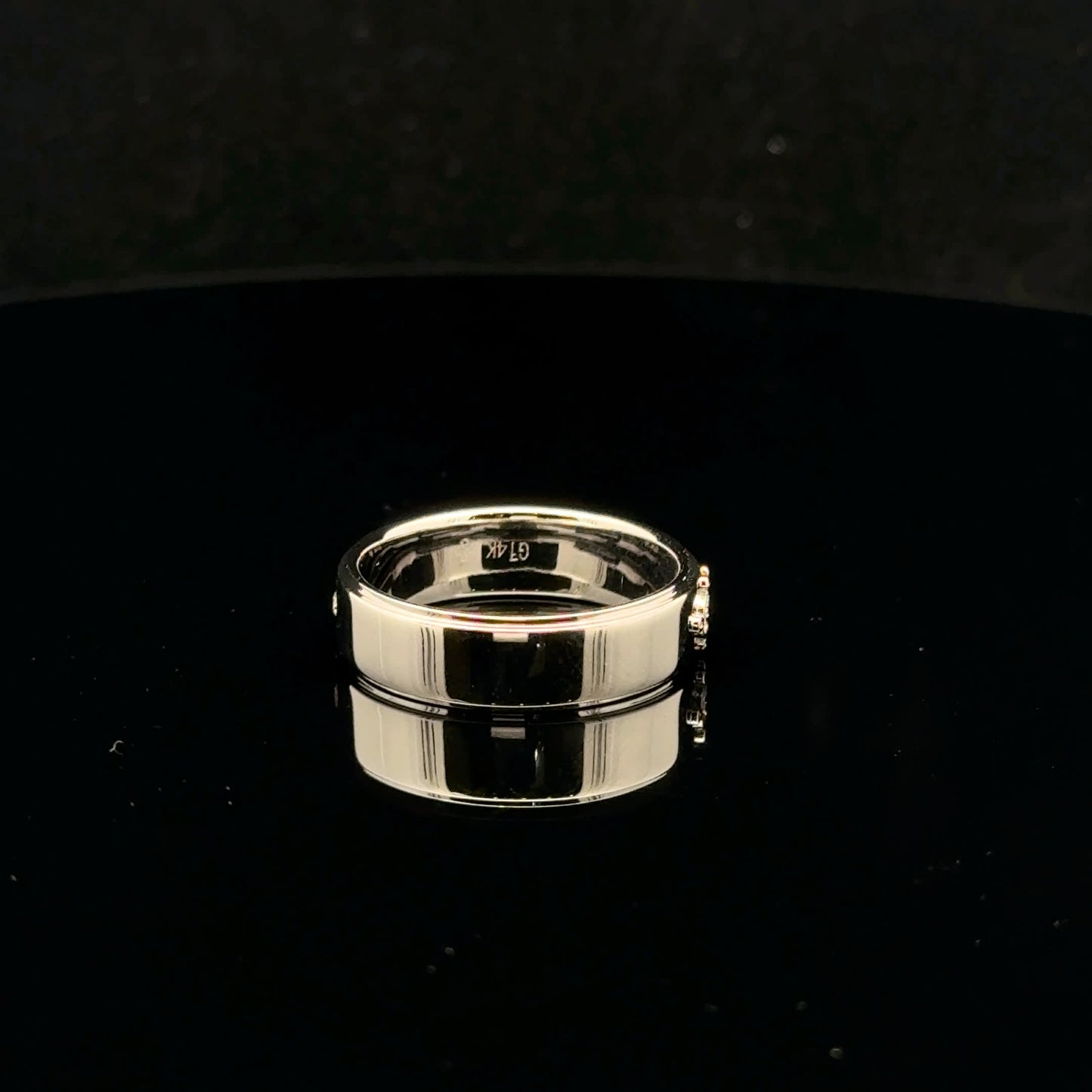 Natural Diamond - 14KW - Khaan Buguivch - 52091W