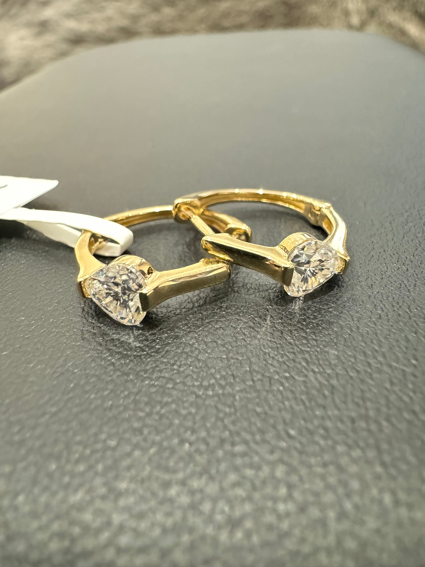 Heart 3/4inch hoop - 1.60ctw D/VVS1 - 14KY - Natural Diamond