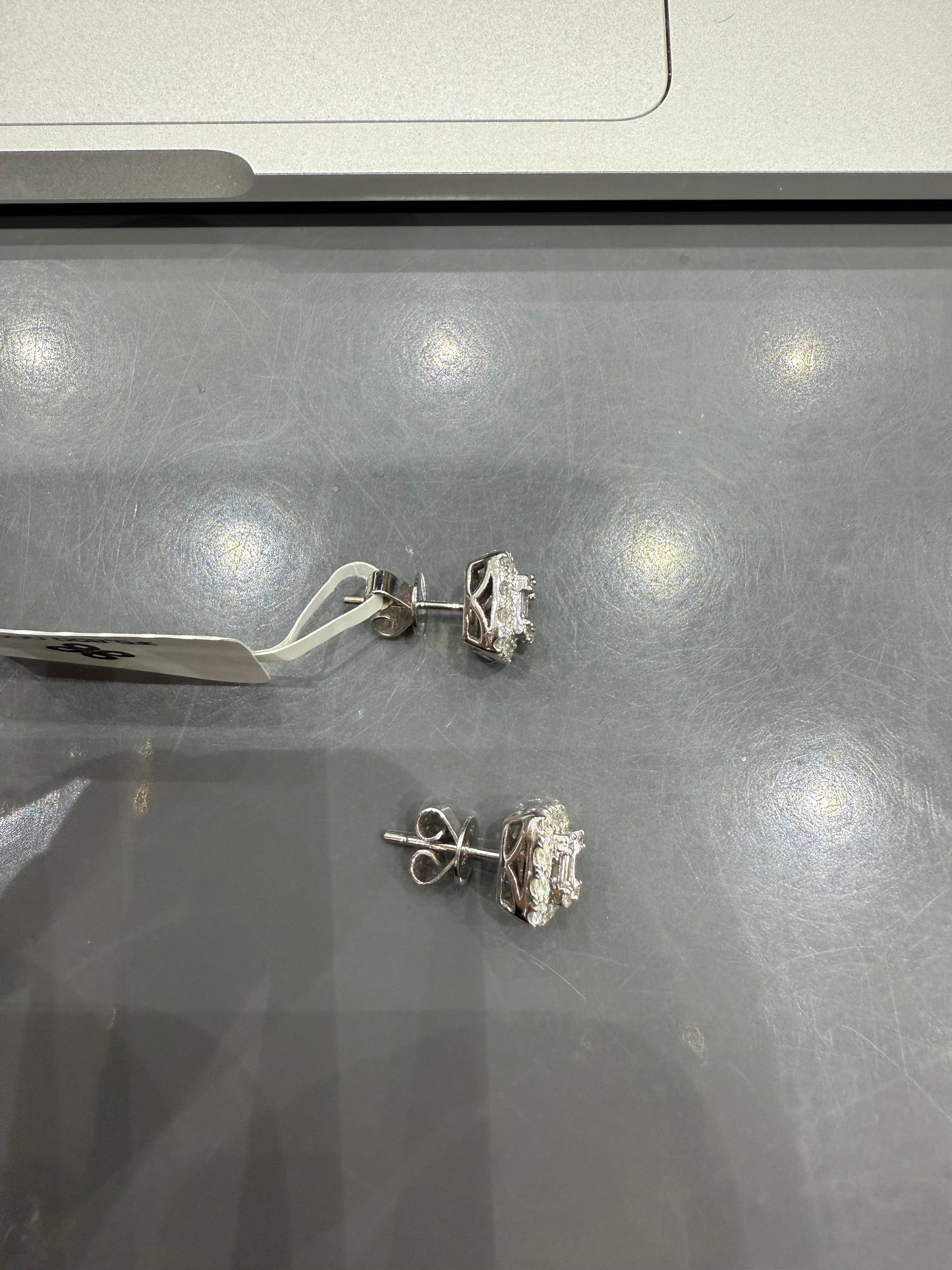 Baguette studs - 14KW - 0.90ctw G/SI1 - Natural diamond - 34296