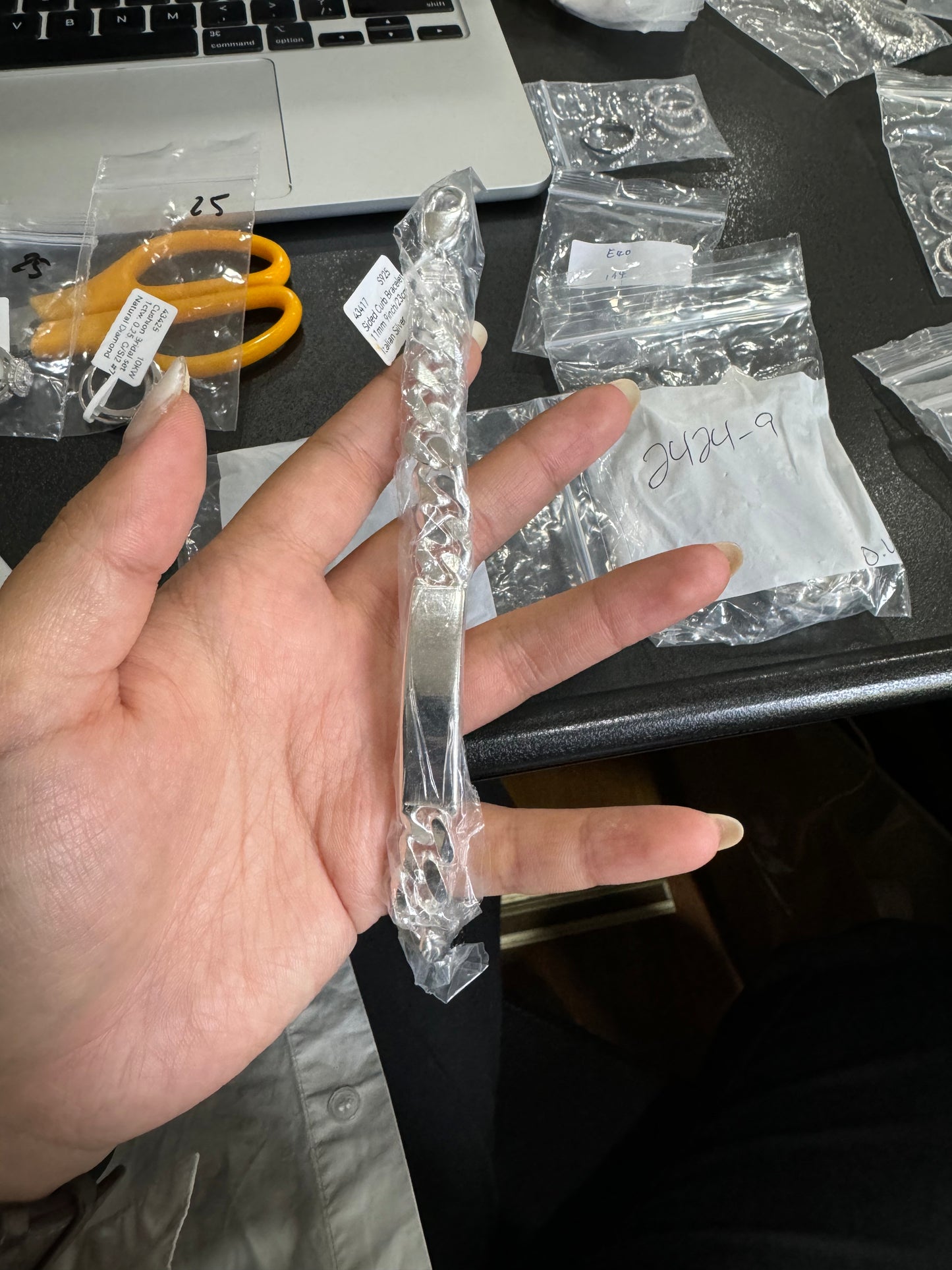 Sided Curb Bracelet - 6.6mm 8inch/20cmS925 - Italian Silver - 43415