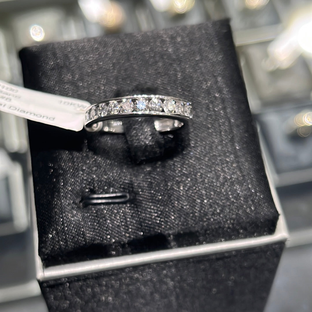 1ct Band - 10KW - 1ctw #8 - Natural Diamond - #32100