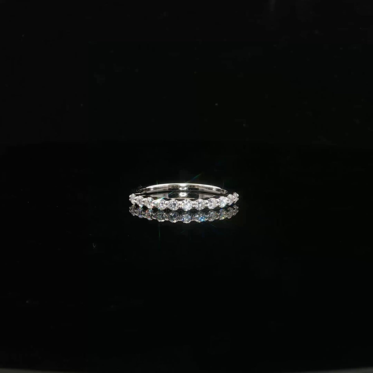 0.50ctw E/VS1 Band - S925 - Lab Diamond - 26116-7-1