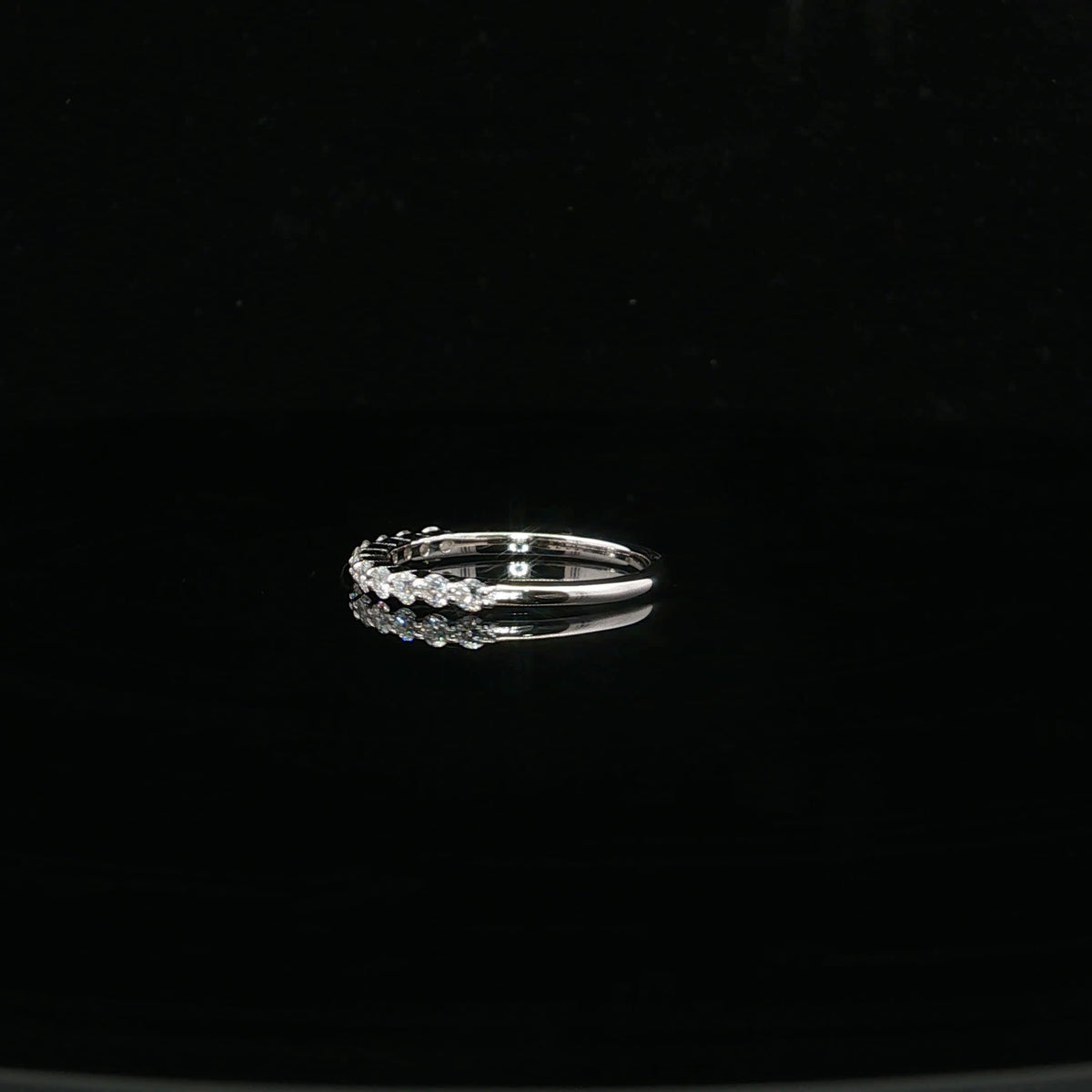 0.50ctw E/VS1 Band - S925 - Lab Diamond - 26116-7-1