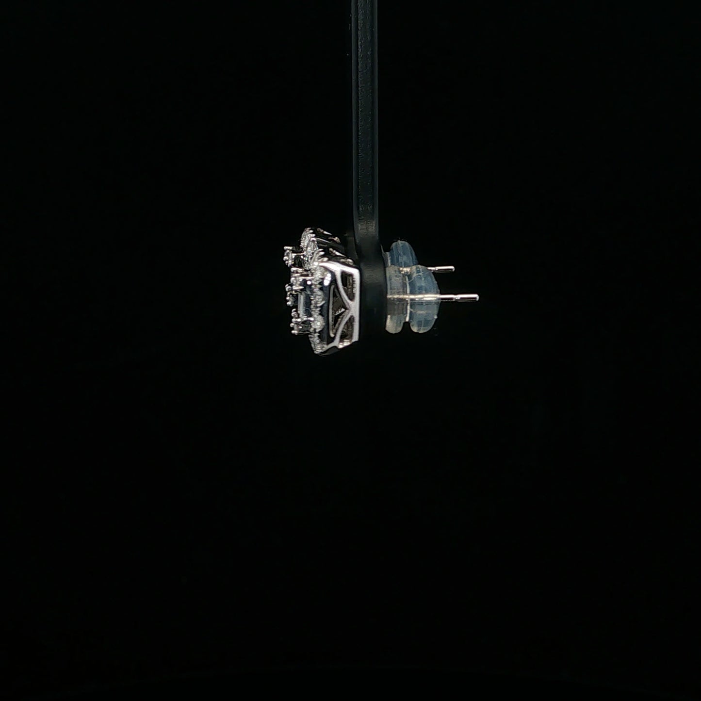 0.90ctw G/SI1/I1 Emerald Cluster - 14KW - Natural Diamond - 64178