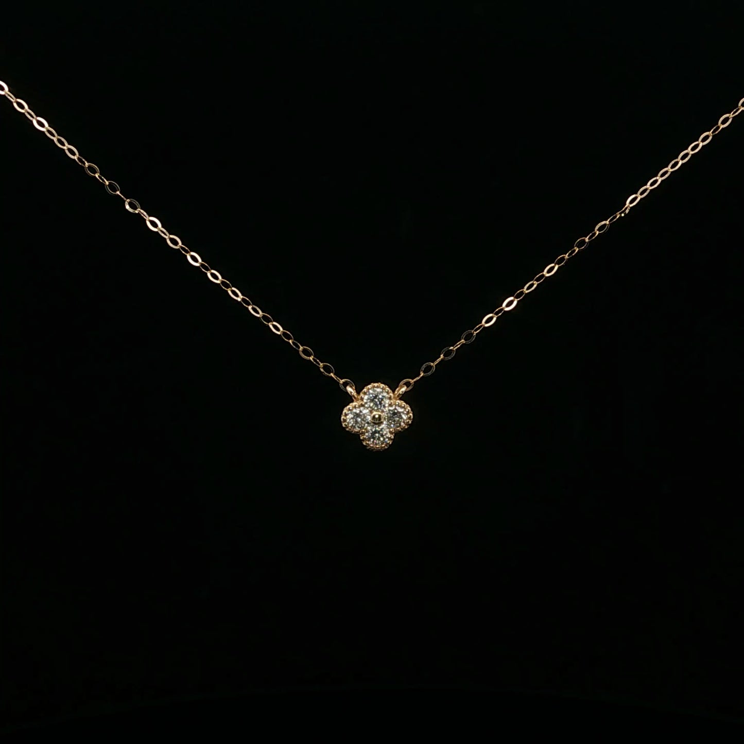 0.20ctw G/VS2 Four Petal Pendant - 14KY - Natural Diamond - 64191