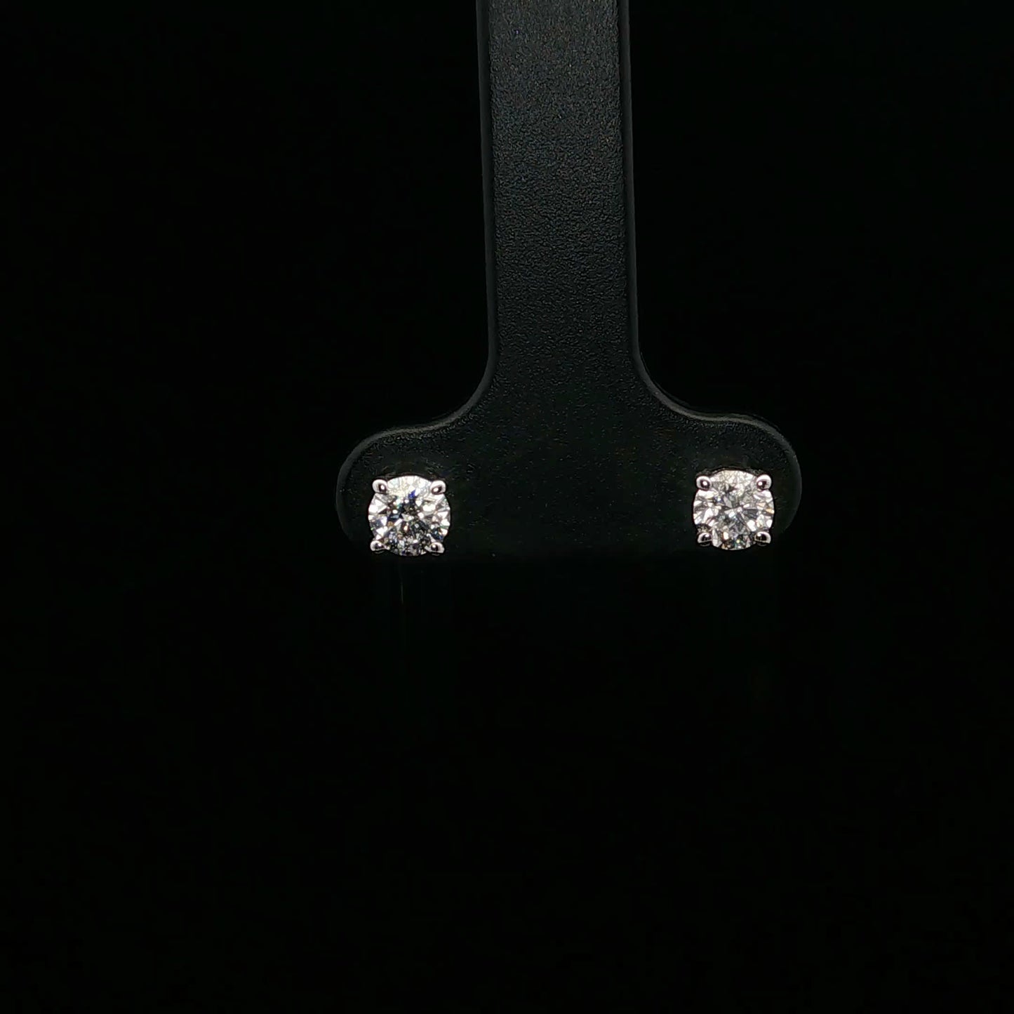 0.62ctw F/SI2 Solitaire Studs - 14KW - Natural Diamond - 64205