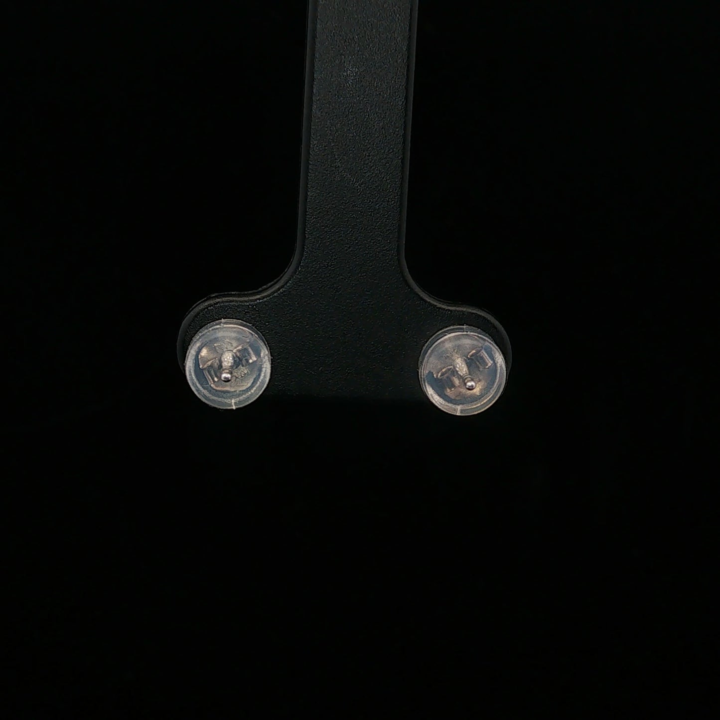 0.62ctw F/SI2 Solitaire Studs - 14KW - Natural Diamond - 64205