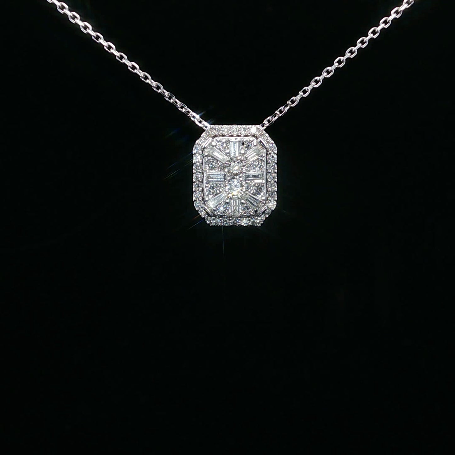 0.40ctw G/SI2 Emerald Halo - 10KW - Natural Diamond - 64223