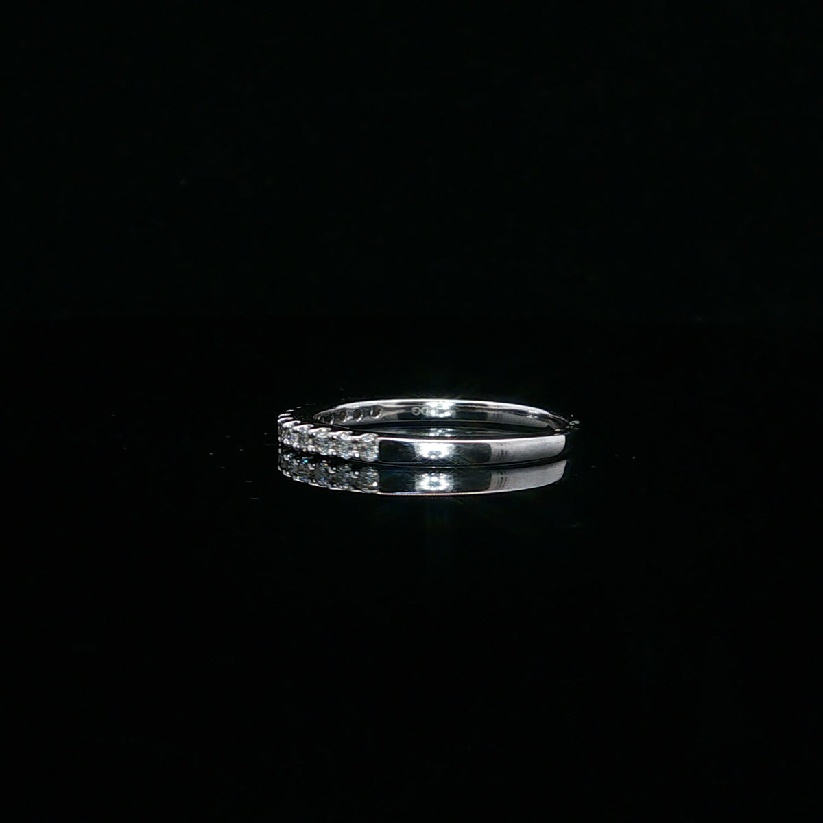 0.25ctw G/I1 Classic Band - 10KW - Natural Diamond - 64079-7-20