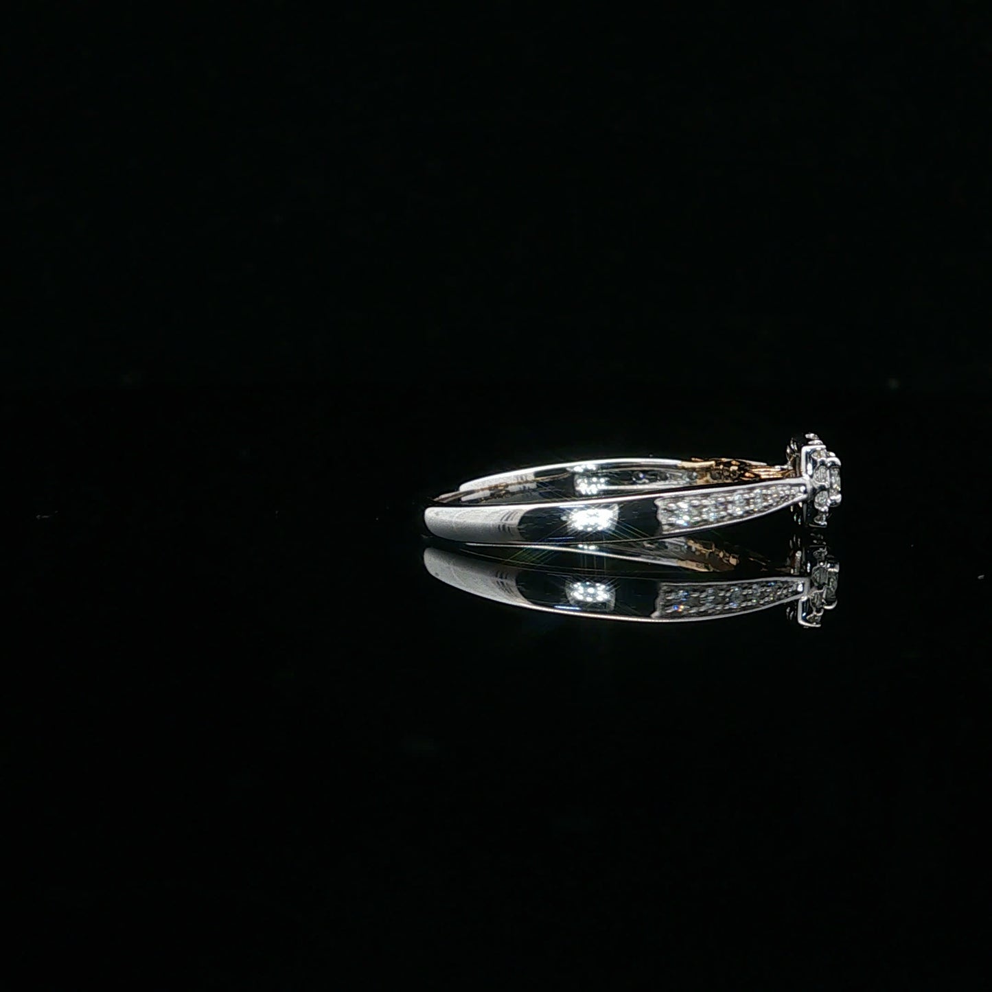 0.37ctw G/SI2 Two Tone Promise - 10KW/Y - Natural Diamond - 64086-7-3