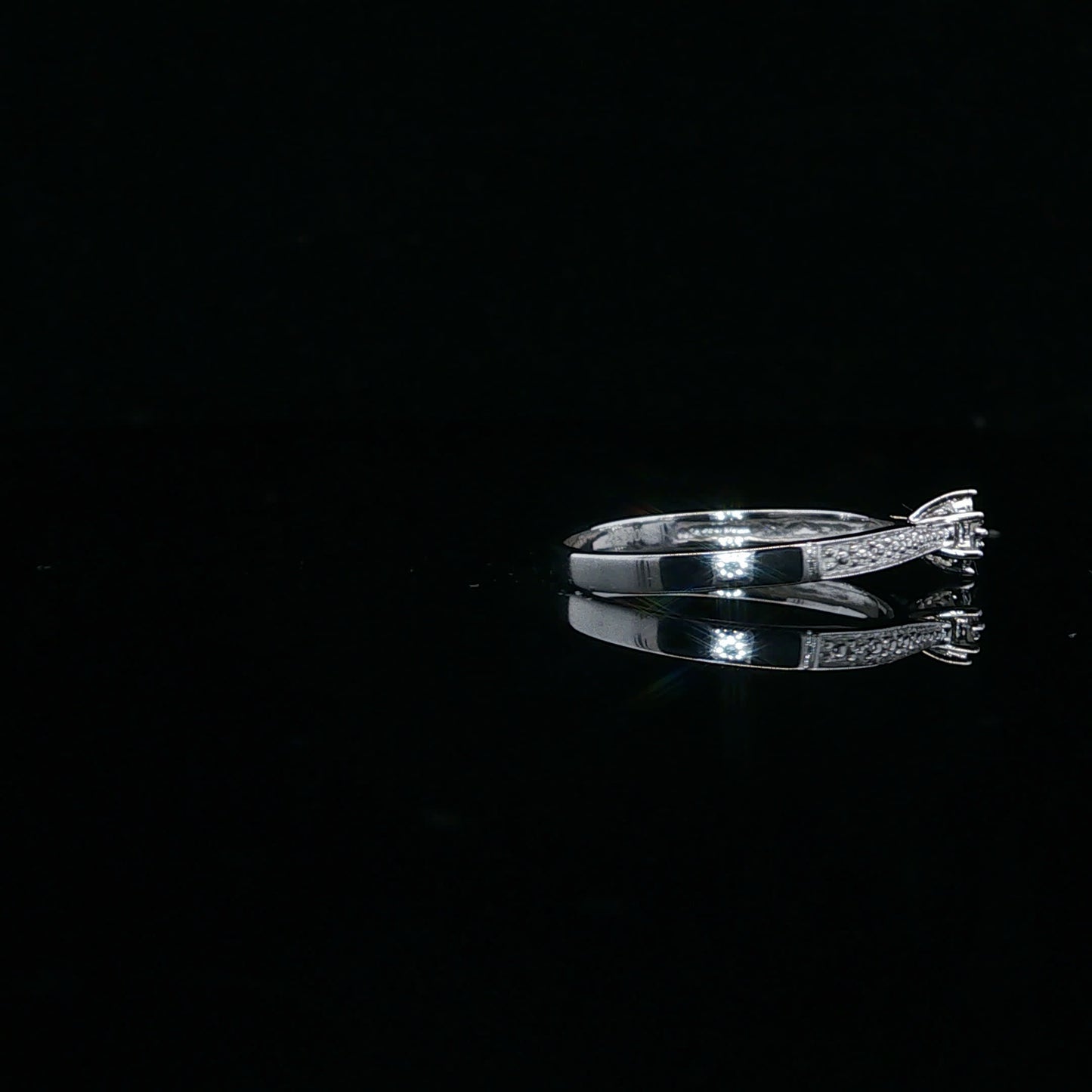 0.02ctw H/I1 Mini Flower - 10KW - Natural Diamond - 64090-7-5