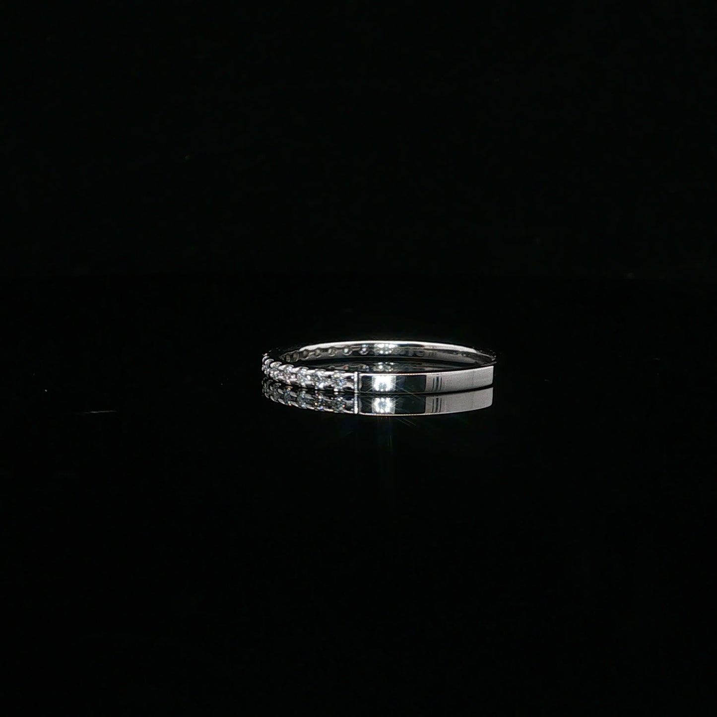 0.17ctw G/SI1 Classic Band - PT950 - Natural Diamond - 64095-7-5