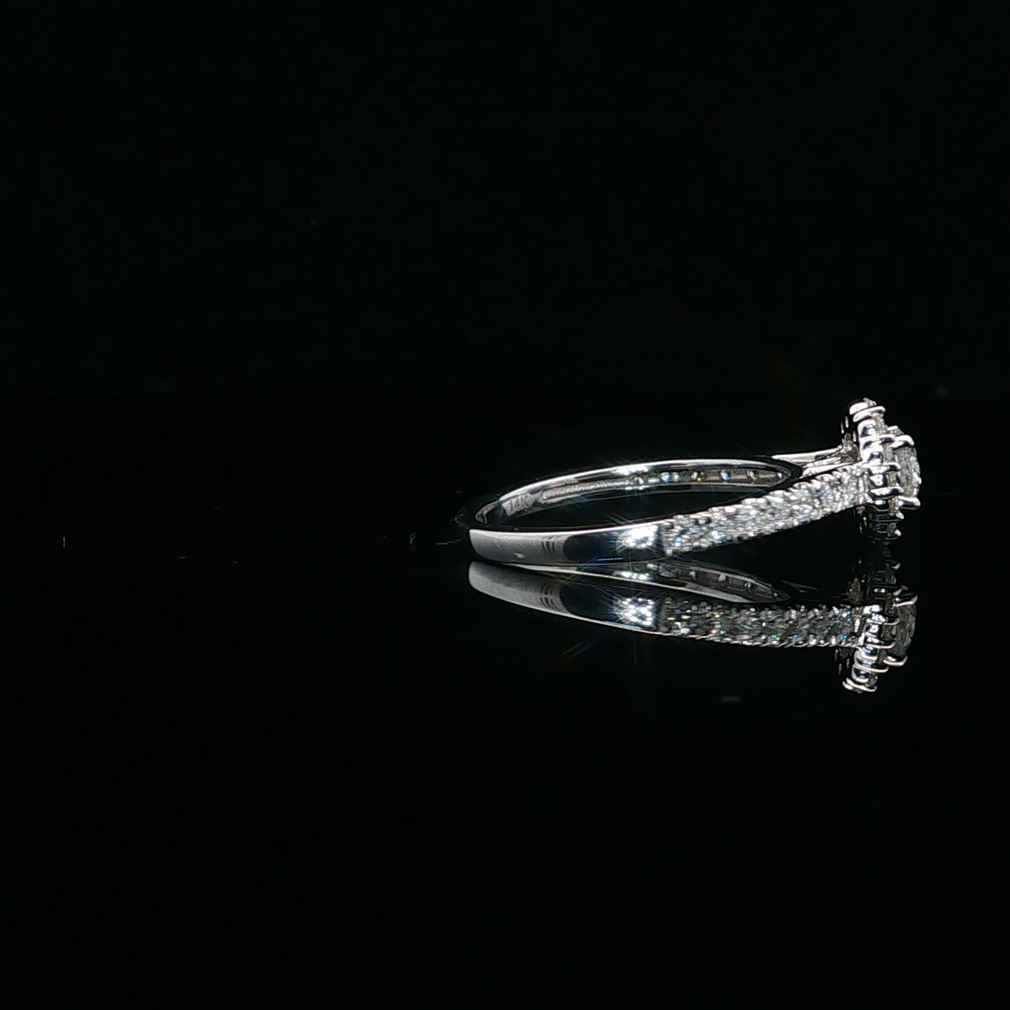 0.75ctw 0.33ct G/SI1 RBC Halo - 14KW - Natural Diamond - 64111-7-3