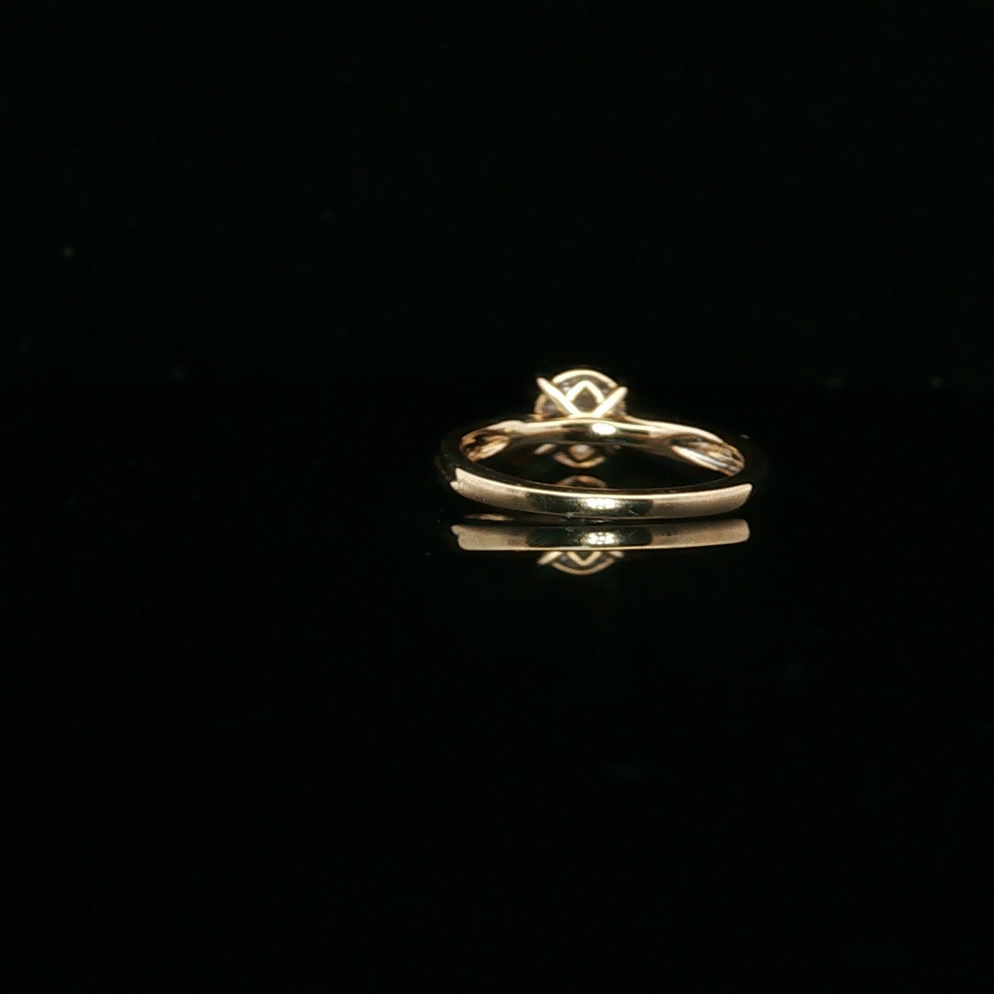 0.38ctw 0.17ct G/SI2 Oval Halo - 10K Yellow Gold - Natural Diamond - 64113-7-3