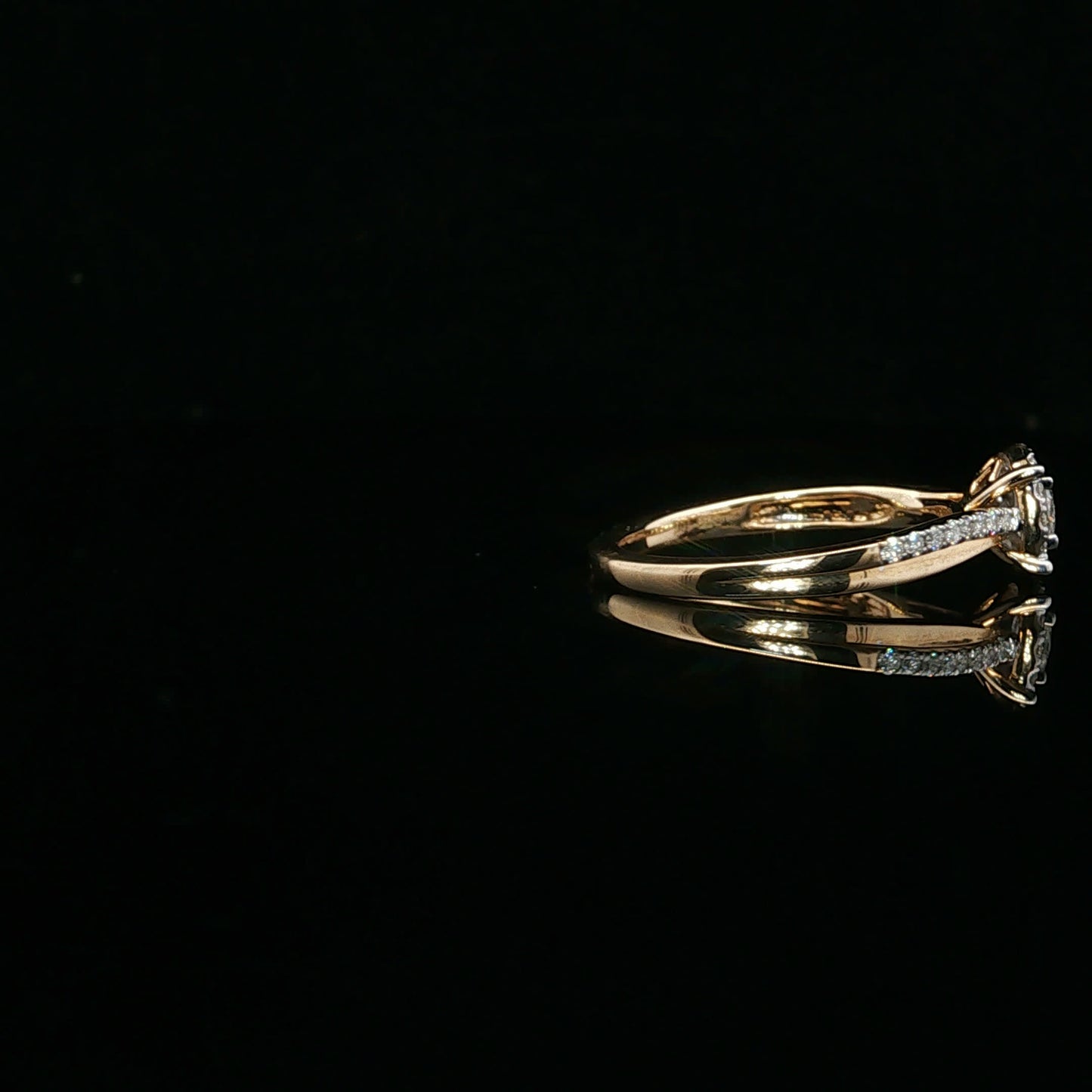 0.38ctw 0.17ct G/SI2 Oval Halo - 10K Yellow Gold - Natural Diamond - 64113-7-3