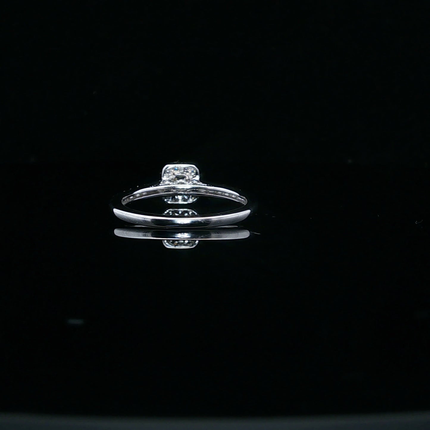0.38ctw 0.17ct G/SI1 Emerald Halo Mini - 10KW - Natural Diamond - 64117-7