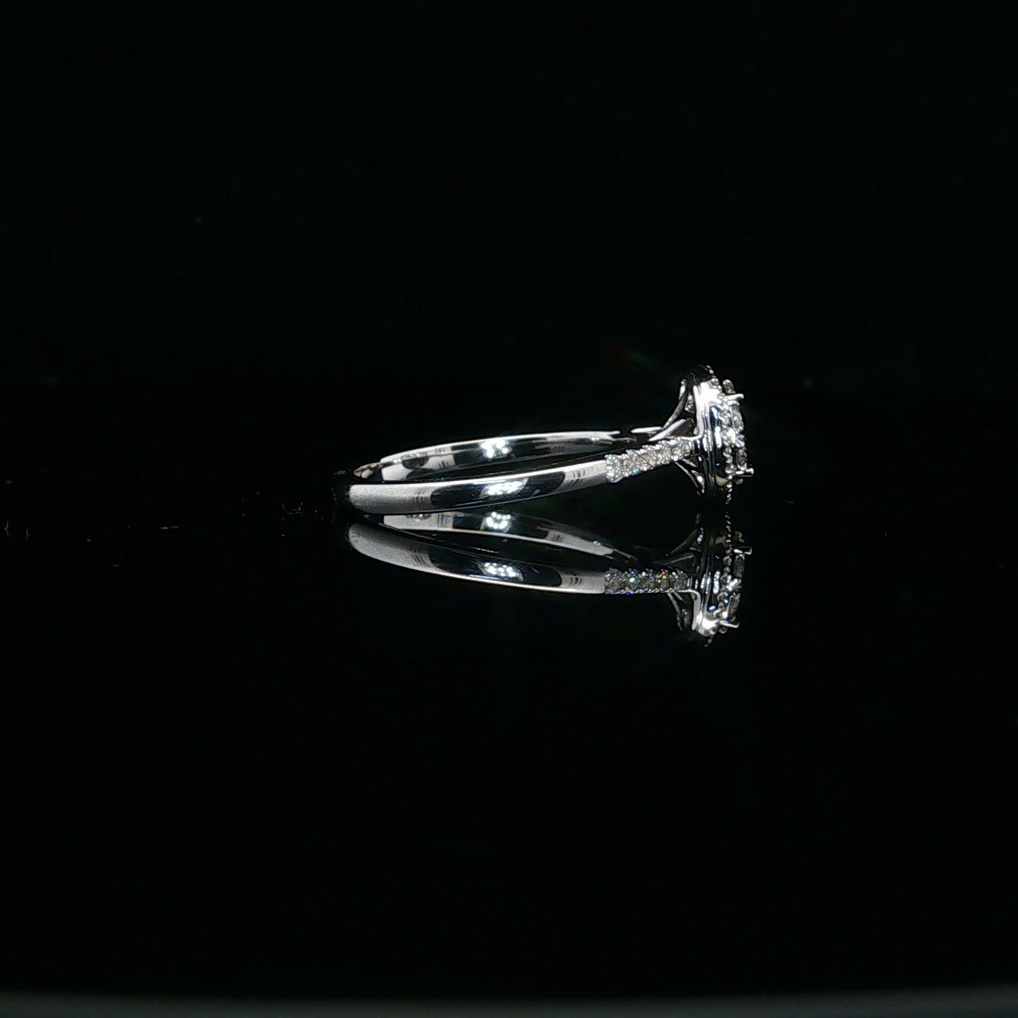 0.50ctw 01ct F/SI1 Round Halo - 14KW - Natural Diamond - 64124-7