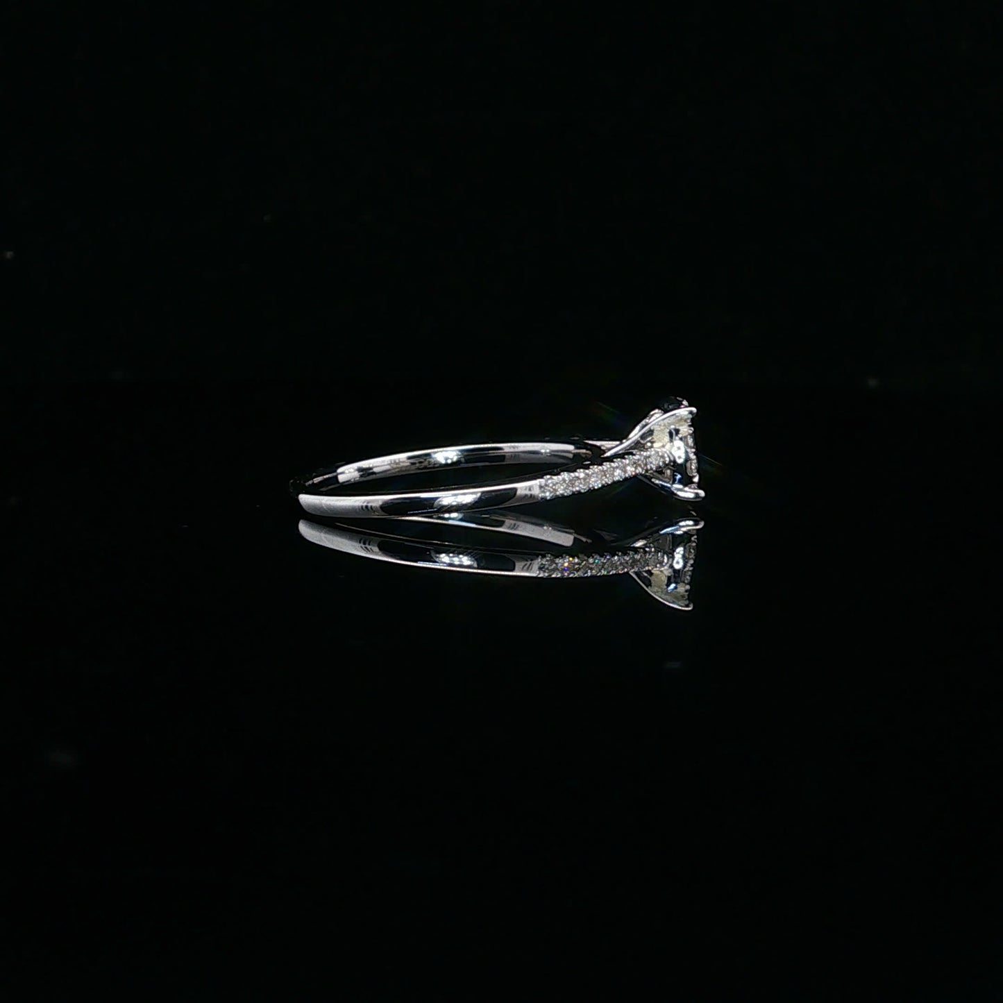 0.50ctw 0.25ct G/SI2 Oval Miracle Halo - 14KW - Natural Diamond - 64130-7