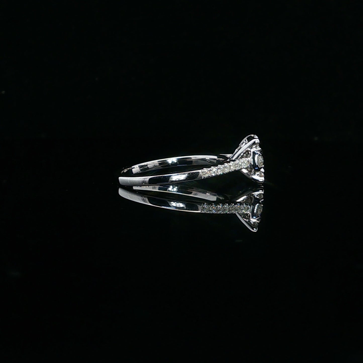 0.75ctw 0.38ct G/VS2 RBC Halo - 14KW - Natural Diamond - 64131-7