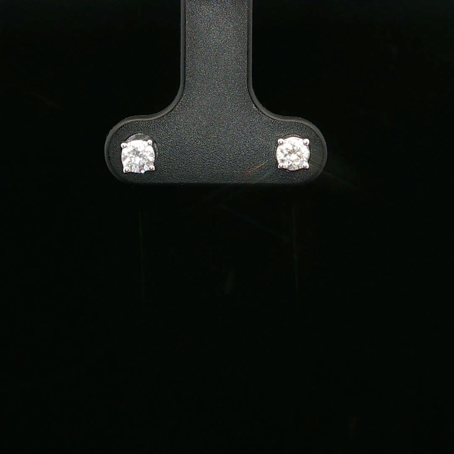 0.30ctw D/VS1 Solitaire Mini Studs - 10KW - Lab Diamond - 64140-5