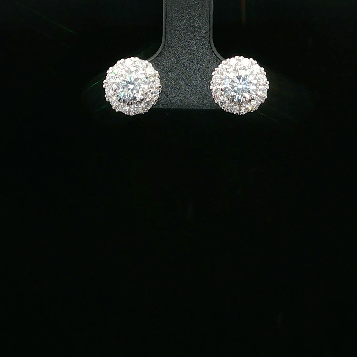 1.50ctw E/VS1 0.5ct Round Halo - 10KW - Lab Diamond - 64141-4