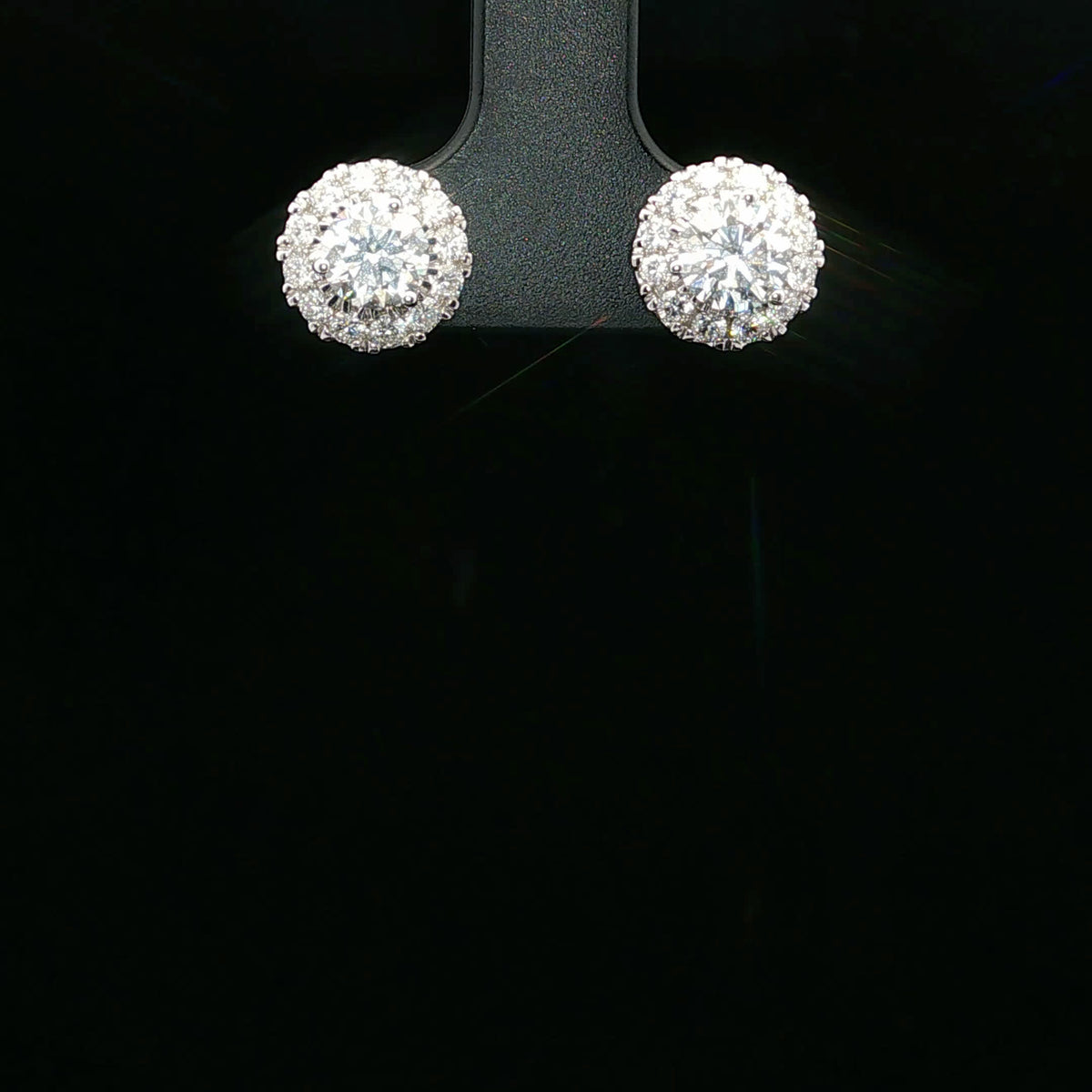 1.50ctw E/VS1 0.5ct Round Halo - 10KW - Lab Diamond - 64141-4