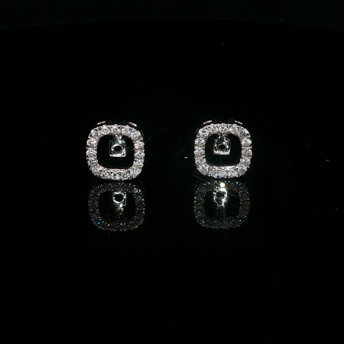 0.32ctw G/SI2 Square Jacket - 14KW - Natural Diamond - 64151