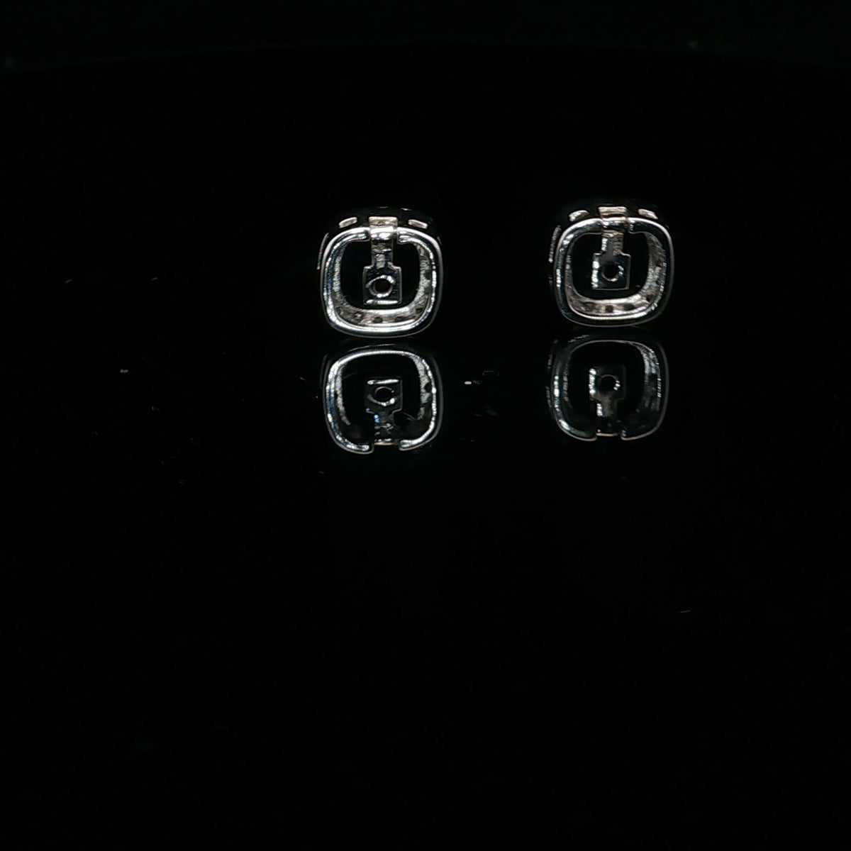 0.32ctw G/SI2 Square Jacket - 14KW - Natural Diamond - 64151