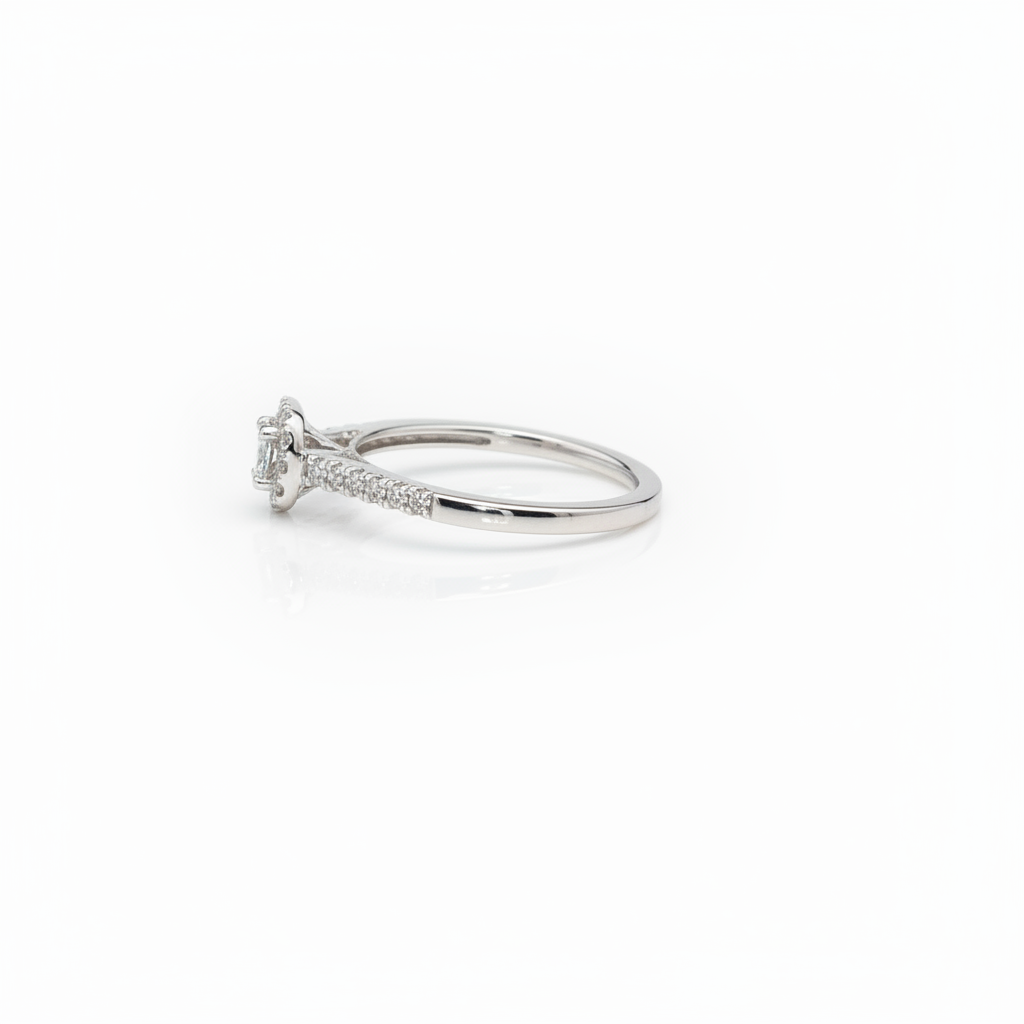 0.38ctw 0.18ct F/SI2 Oval Halo - 10KW - Natural Diamond - 64165-7