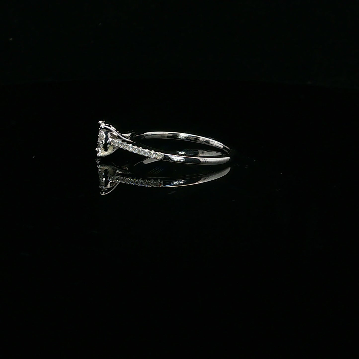 0.50ctw 0.20ct G/SI2 Oval Halo - 14KW - Natural Diamond - 64129-7-3
