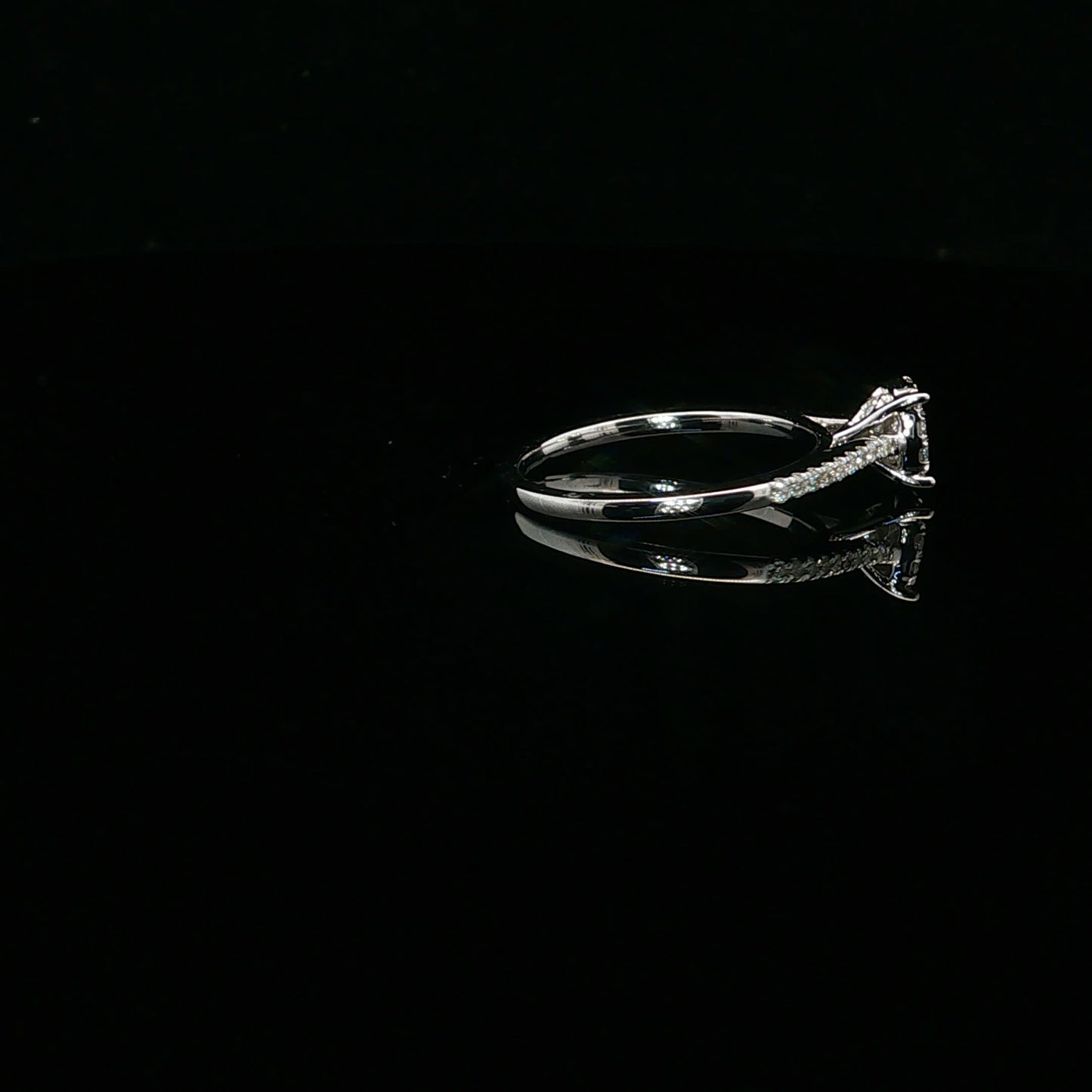 0.50ctw 0.20ct G/SI2 Oval Halo - 14KW - Natural Diamond - 64129-7-3
