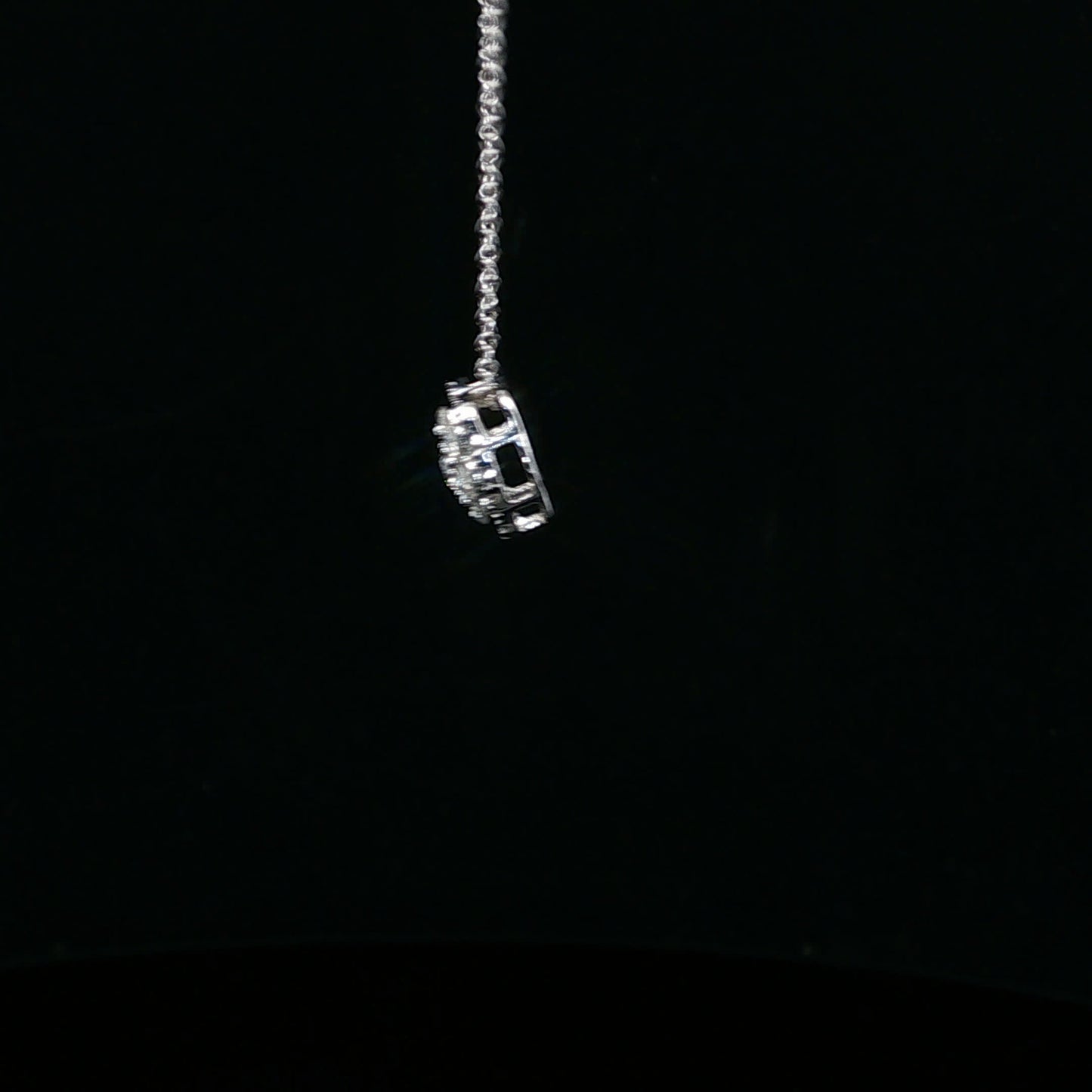 0.50ctw F/SI2 Flower Pendant - 10KW - Natural Diamond - 64235