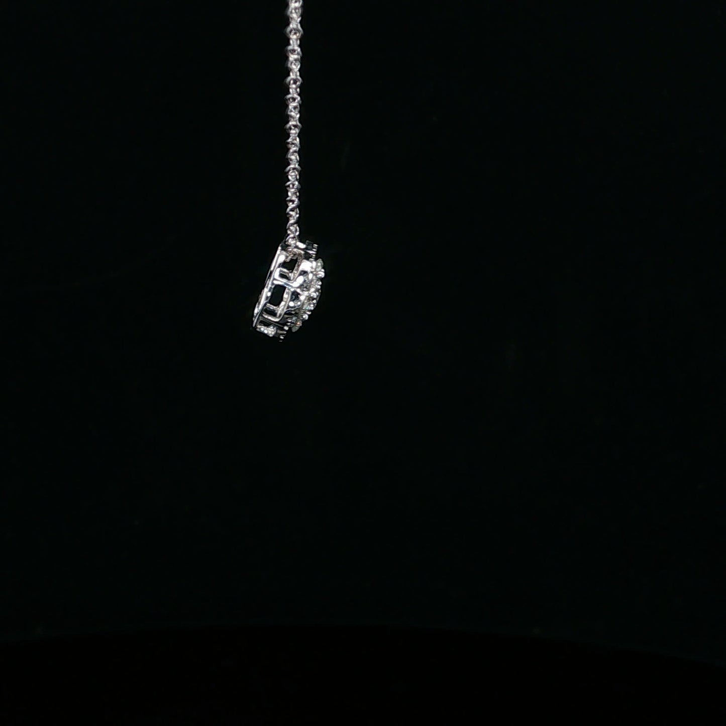 0.50ctw F/SI2 Flower Pendant - 10KW - Natural Diamond - 64235
