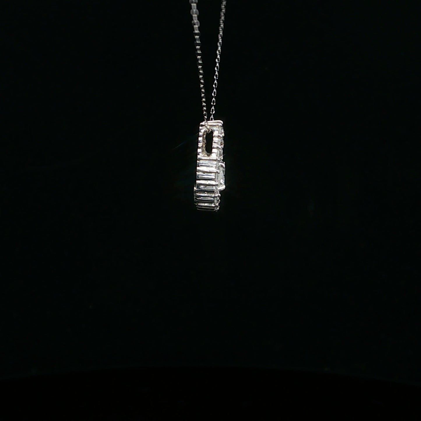 0.853ctw 0.34ct F/SI1 RBC Half Circle - PT900 - Natural Diamond - 64237